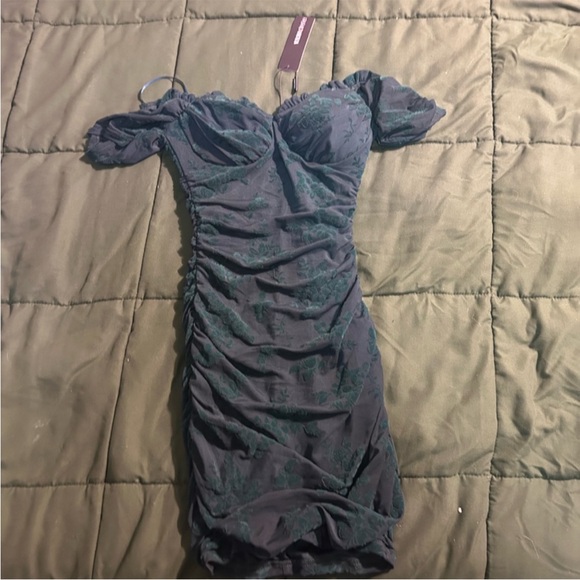 DRESS BUNDLE: - Picture 14 of 16